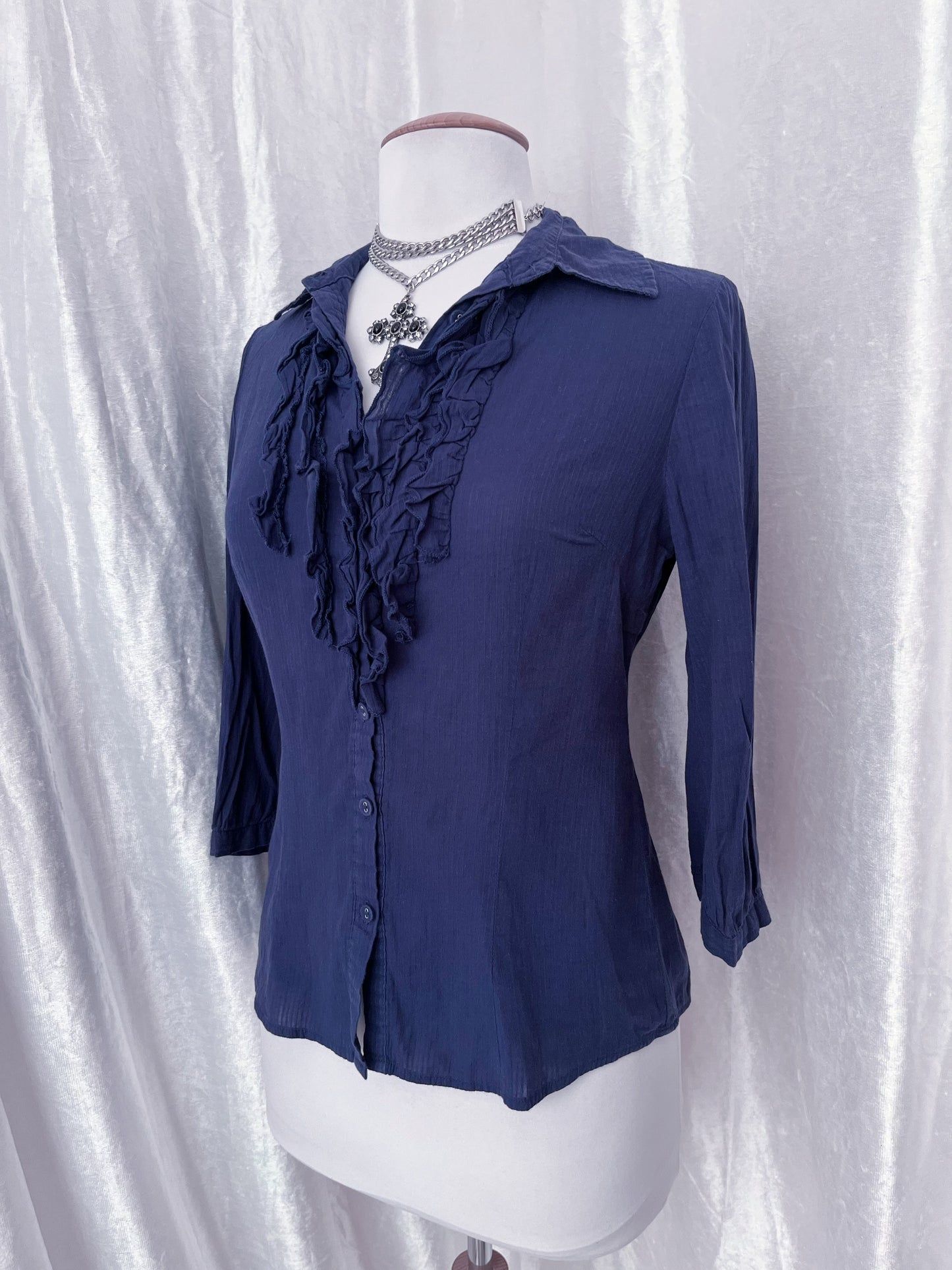 Gothic berry shirt with ruffle detail 🌀🫐