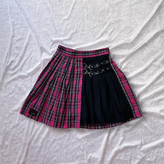 Alt plaid pleated skorts with belt buckle detail 💞