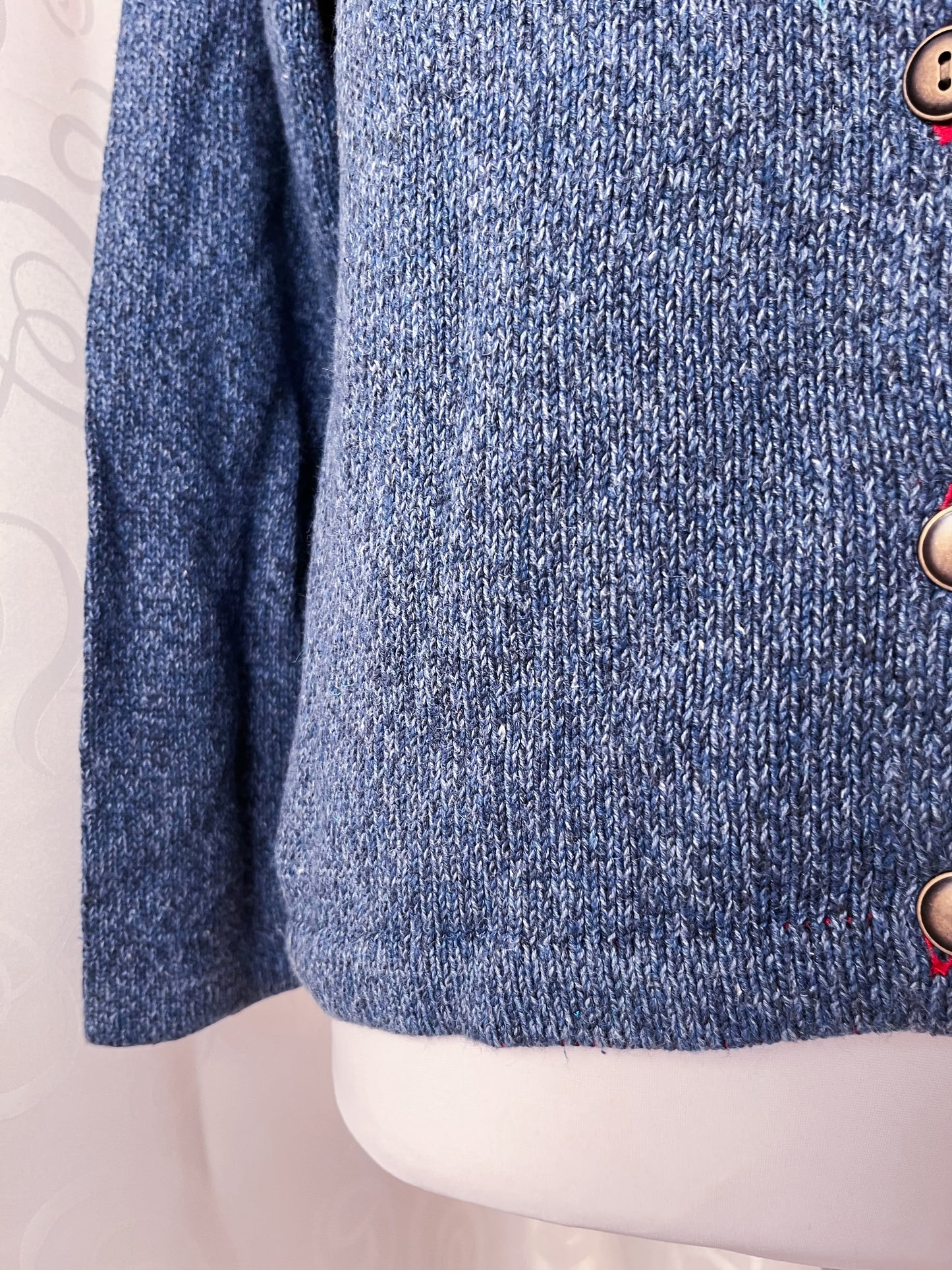 Vintage Susan Bristol knit cardigan with embroidered details & penguin patchwork 🐧❄️