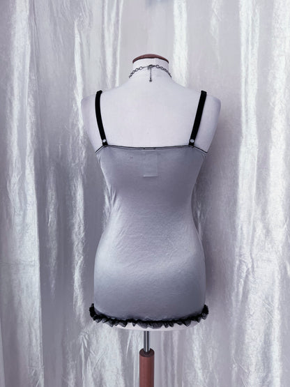 Stunning silver & lace nightgown 🩶🖇️