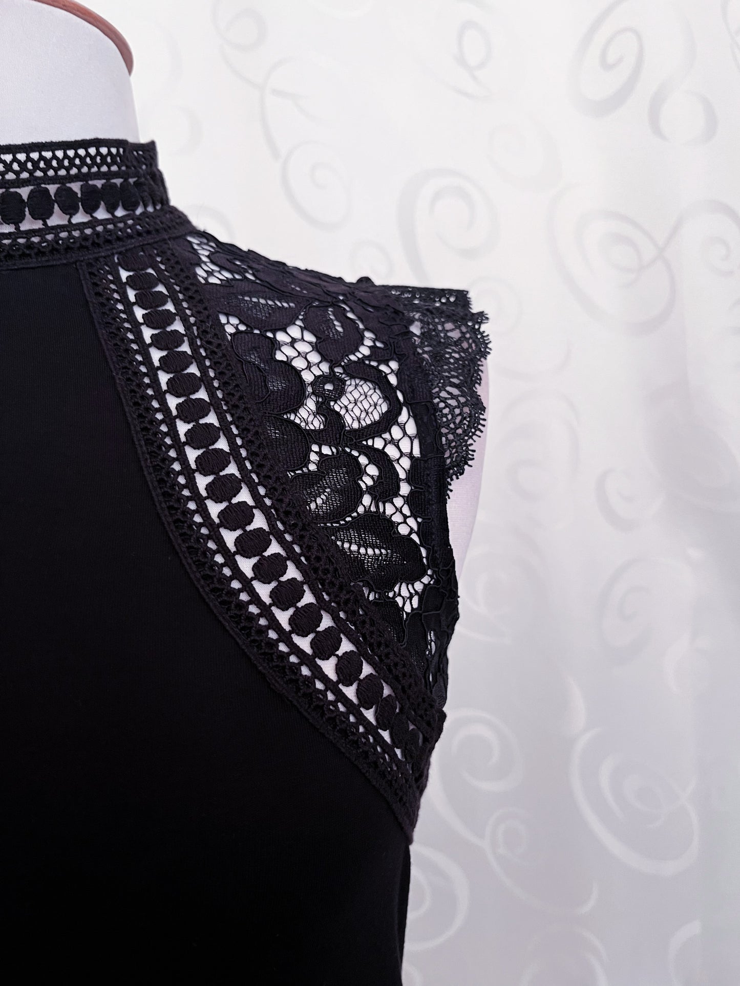 Gothic Morgan de toi black top 🦇🏰