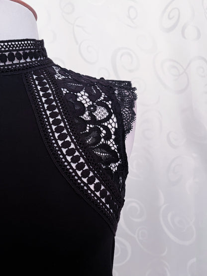 Gothic Morgan de toi black top 🦇🏰