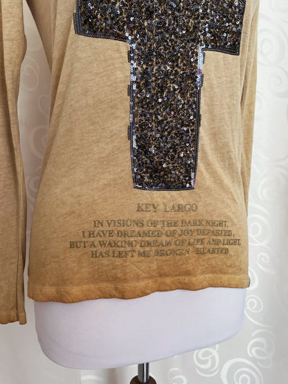 Iconic Y2K sequin cross mustard top ✨✝️
