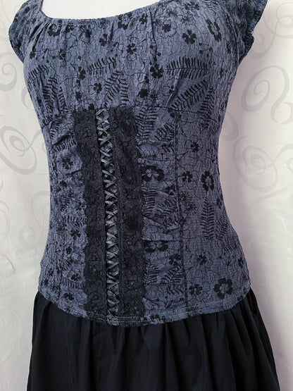 00’s whimsygoth lace-up top 🌀🧚🏻‍♂️