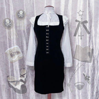 00’s Gothic black fitting dress 🦇
