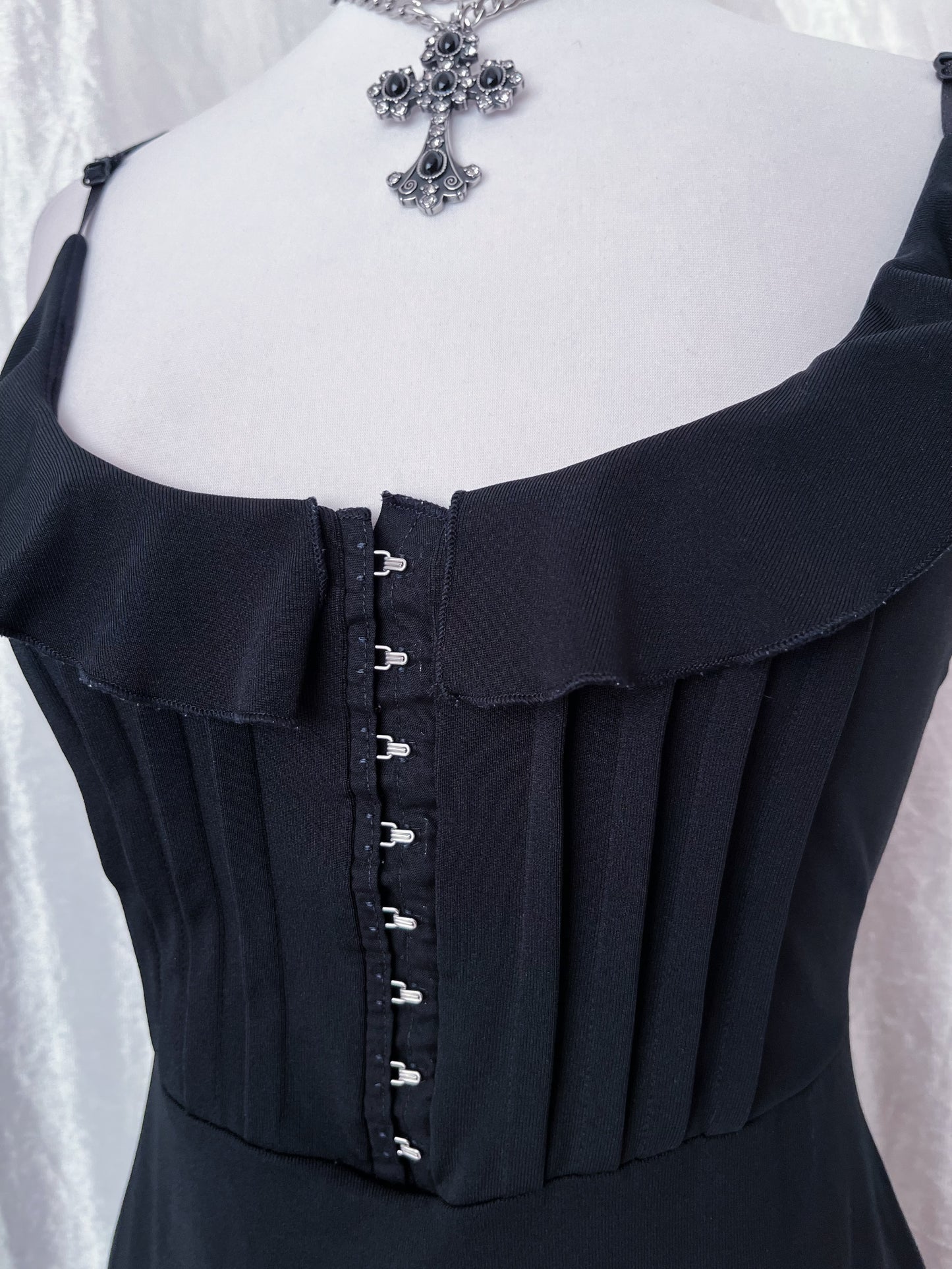Gothic fairy asymmetrical mesh dress 🦇˚₊‧⁺⋆♱