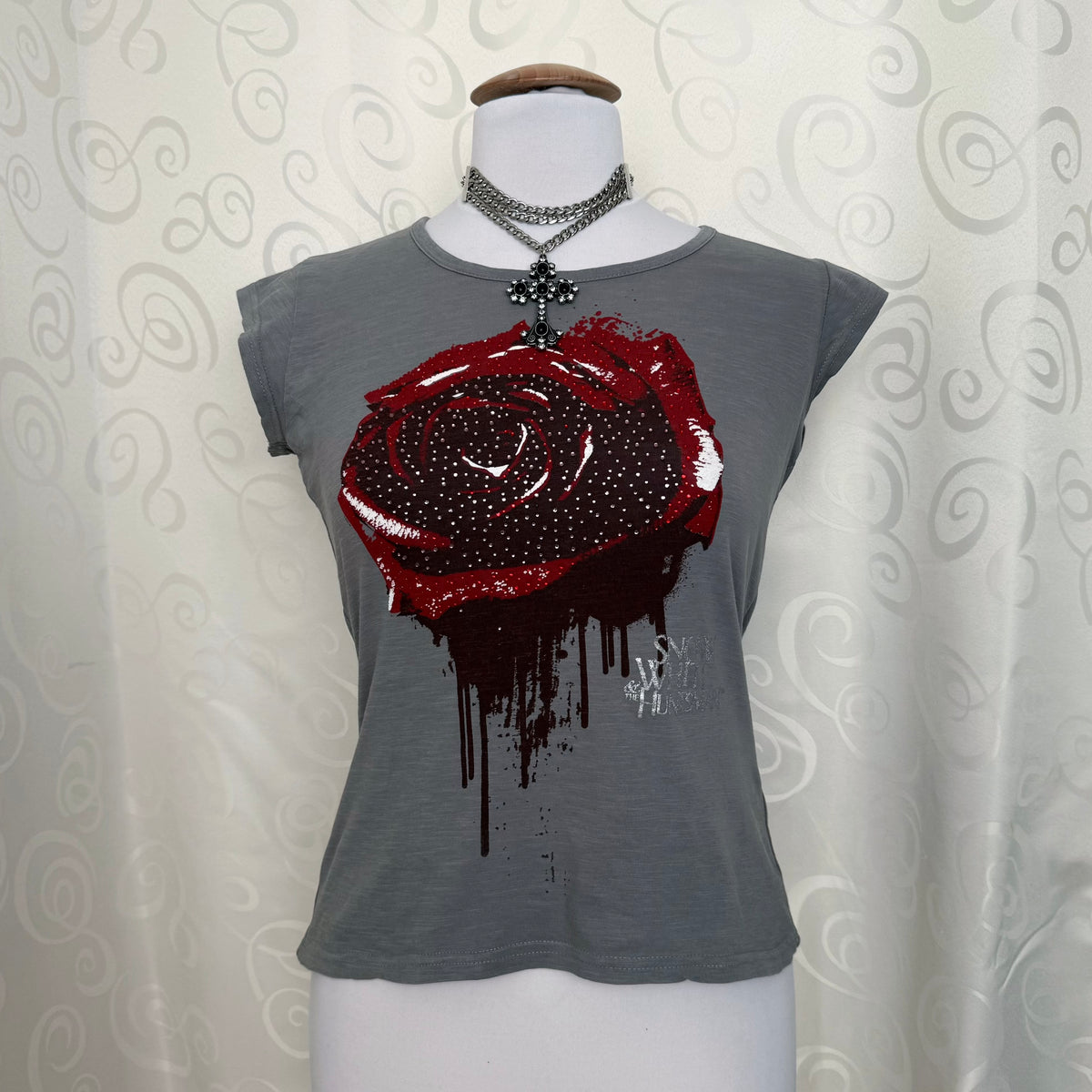 2012 SNOW WHITE & The Huntsman Tee 🍎