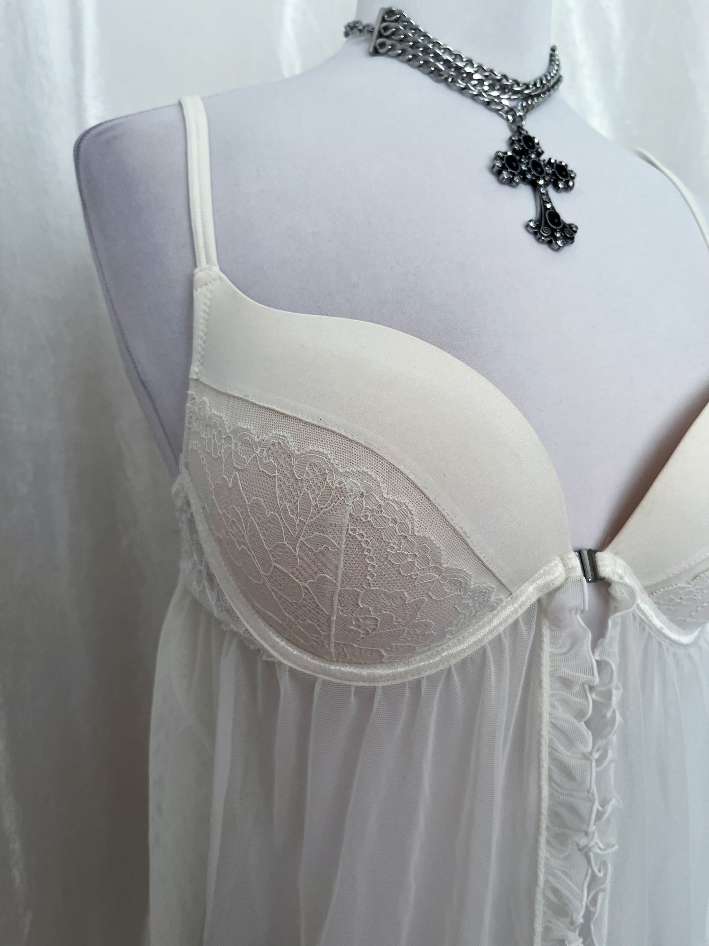 Angelic white bustier/babydoll top 🪽