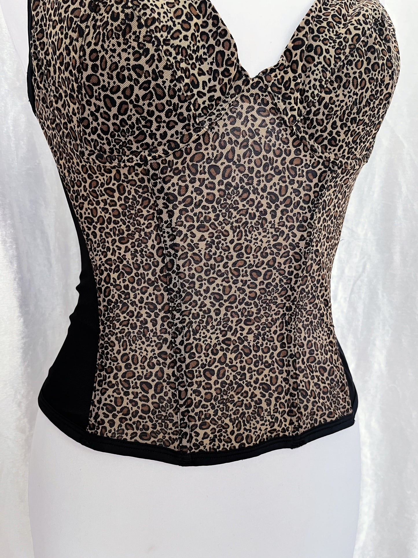 Old H&M leopard print mesh corset 🐆🖤