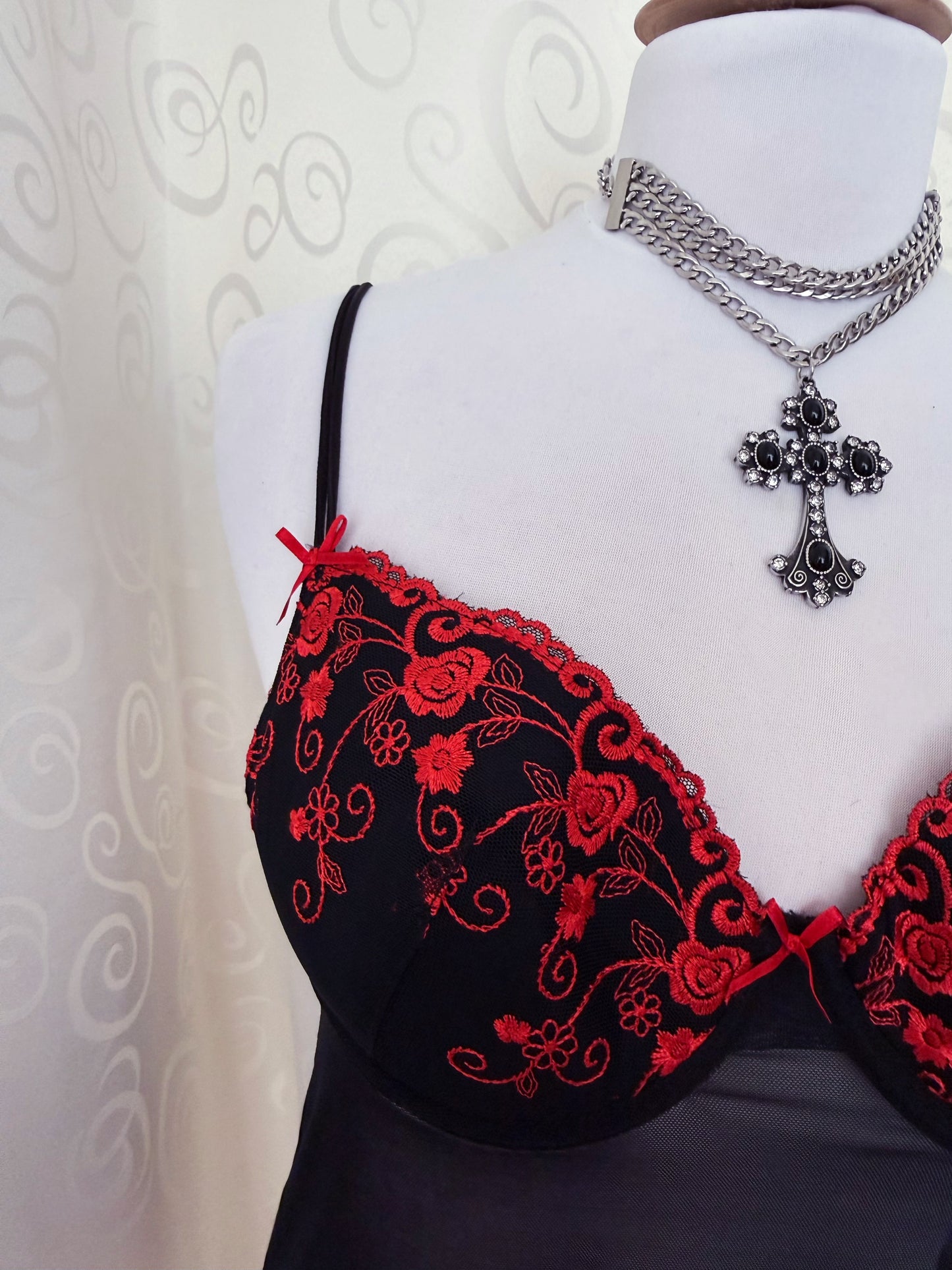 Whimsygoth/Vampire black bustier top with red embroidered details 🦇💔
