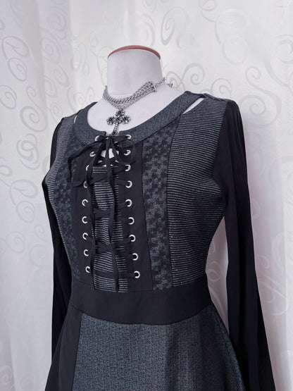 00’s Gothic lace-up patchwork dress 🦇