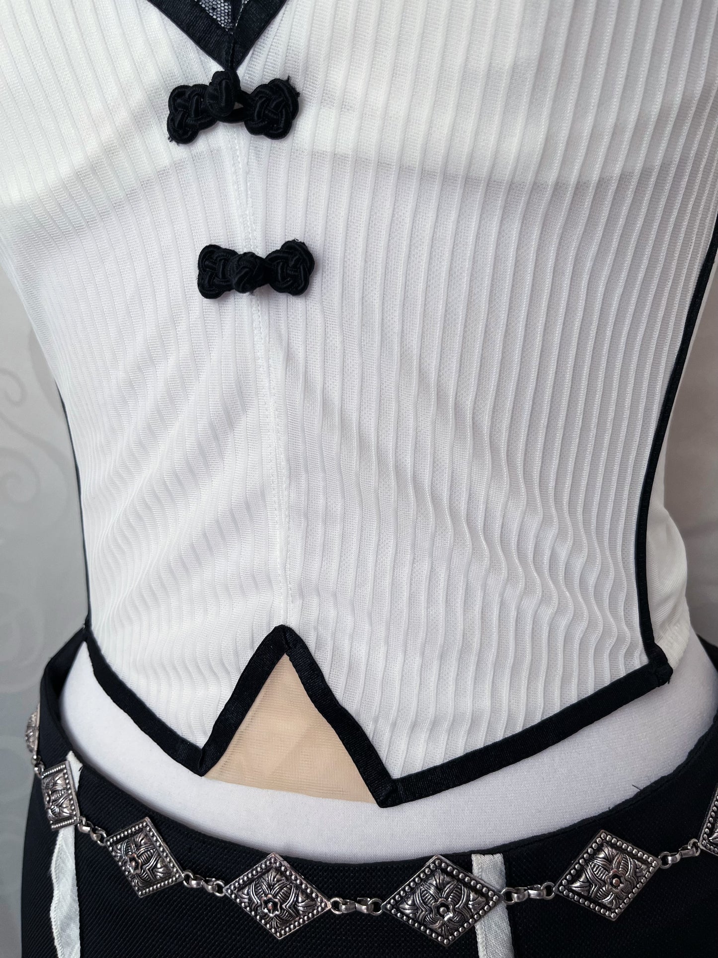 Rosy crop white polka corset top 🌀
