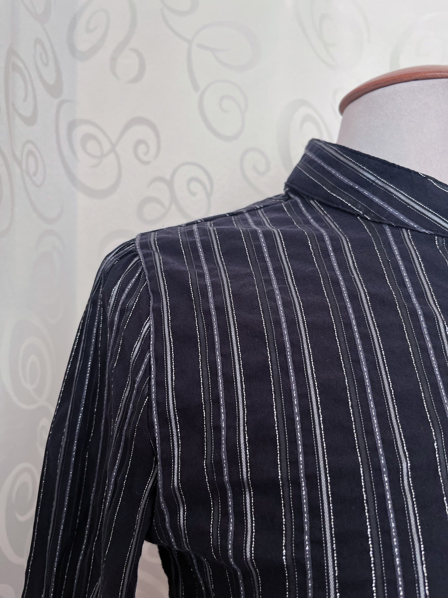 Gothic Jack Skellington style striped shirt 🖤💀