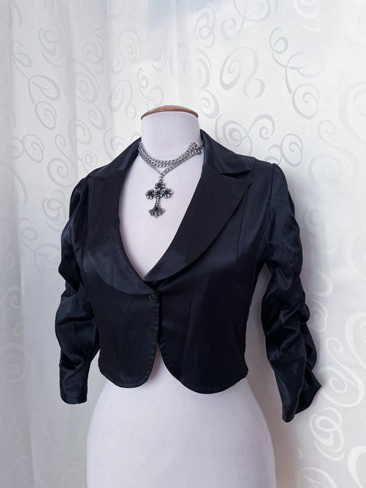 00’s gothic satin black bolero 🕷️