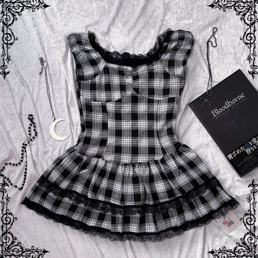 Dark Coquette / Jirai Kei style puffy layered tartan top with lace details 🕷️🎞️