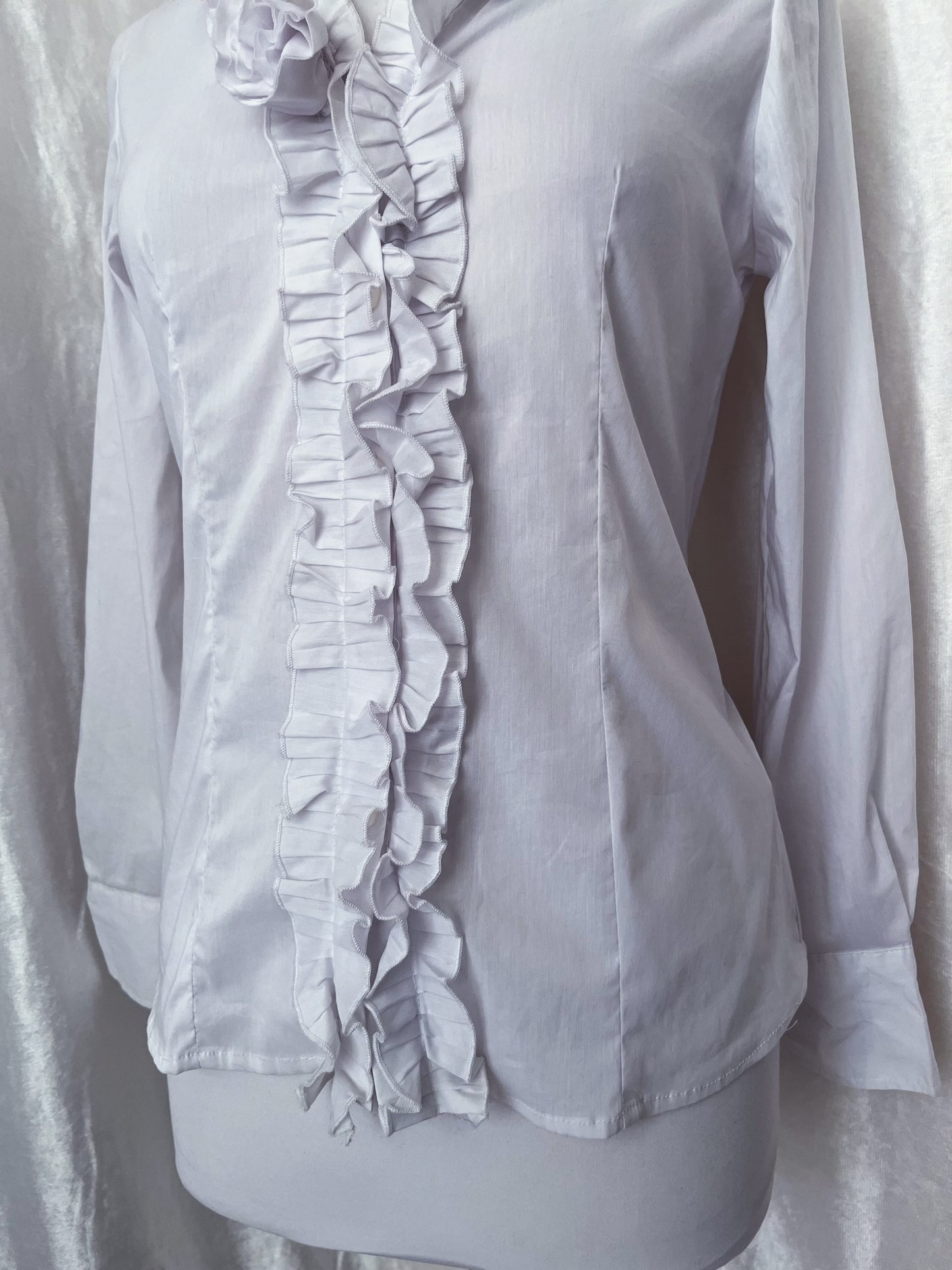 Gothic/Coquette white ruffle shirt with rose details 🌹🪽