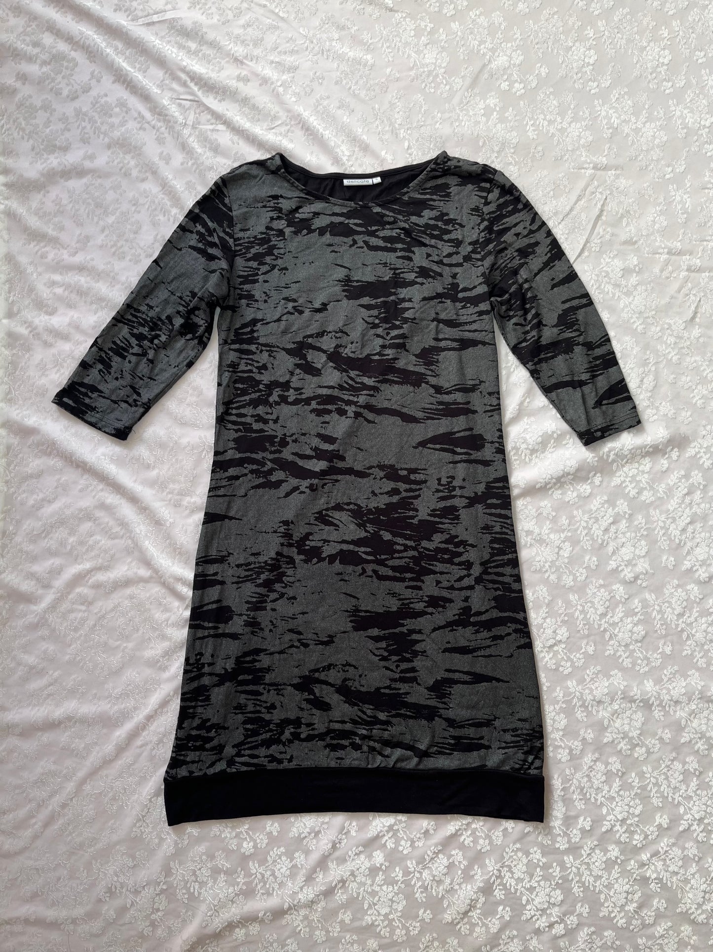 Y2K grey long dress with rip print details