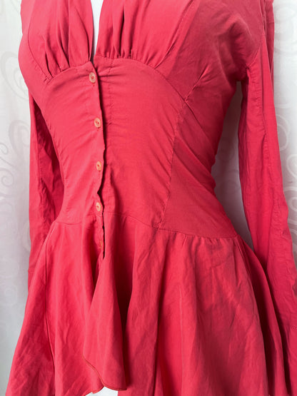 00’s victorian/theatrical style coral shirt ❤️🕷️