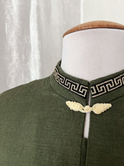 Chinese Qipao/Cheongsam khaki top 💚🐍