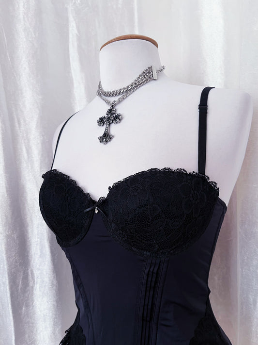 Dark whimsy black & lace corset top 🗝️