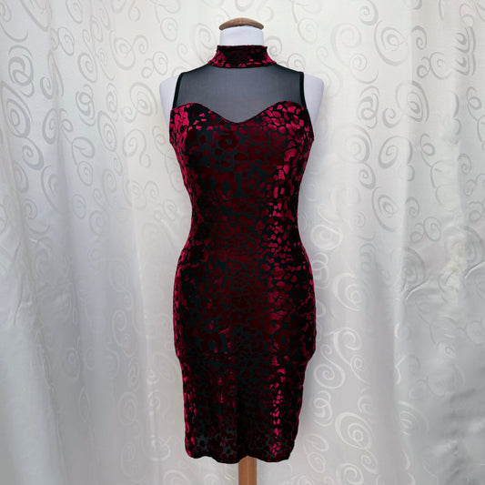 Gothic vampire velvet embossed dress with mesh & turtleneck detail 🫀