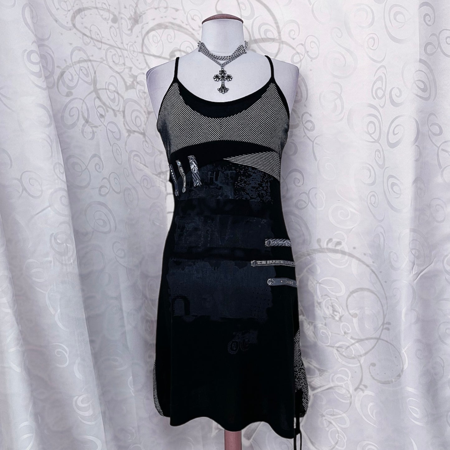 00’s Alt patchwork dress 🕸️🕷️