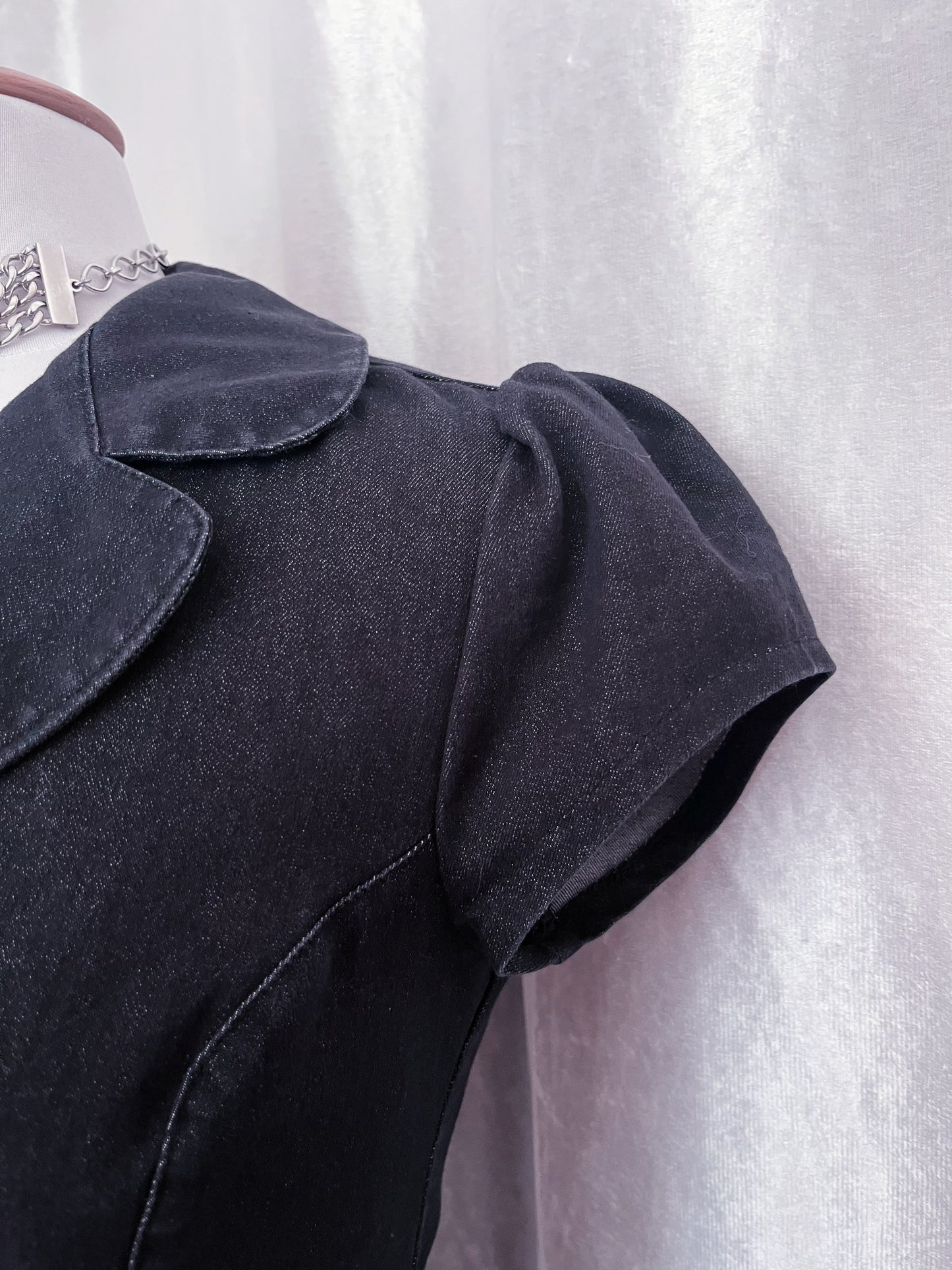 Orsay dark coquette denim dress with puff sleeves 🦋
