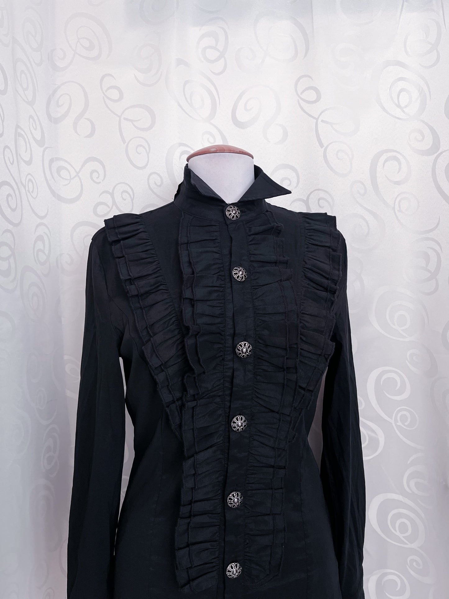 Gothic Victorian style ruffle long shirt