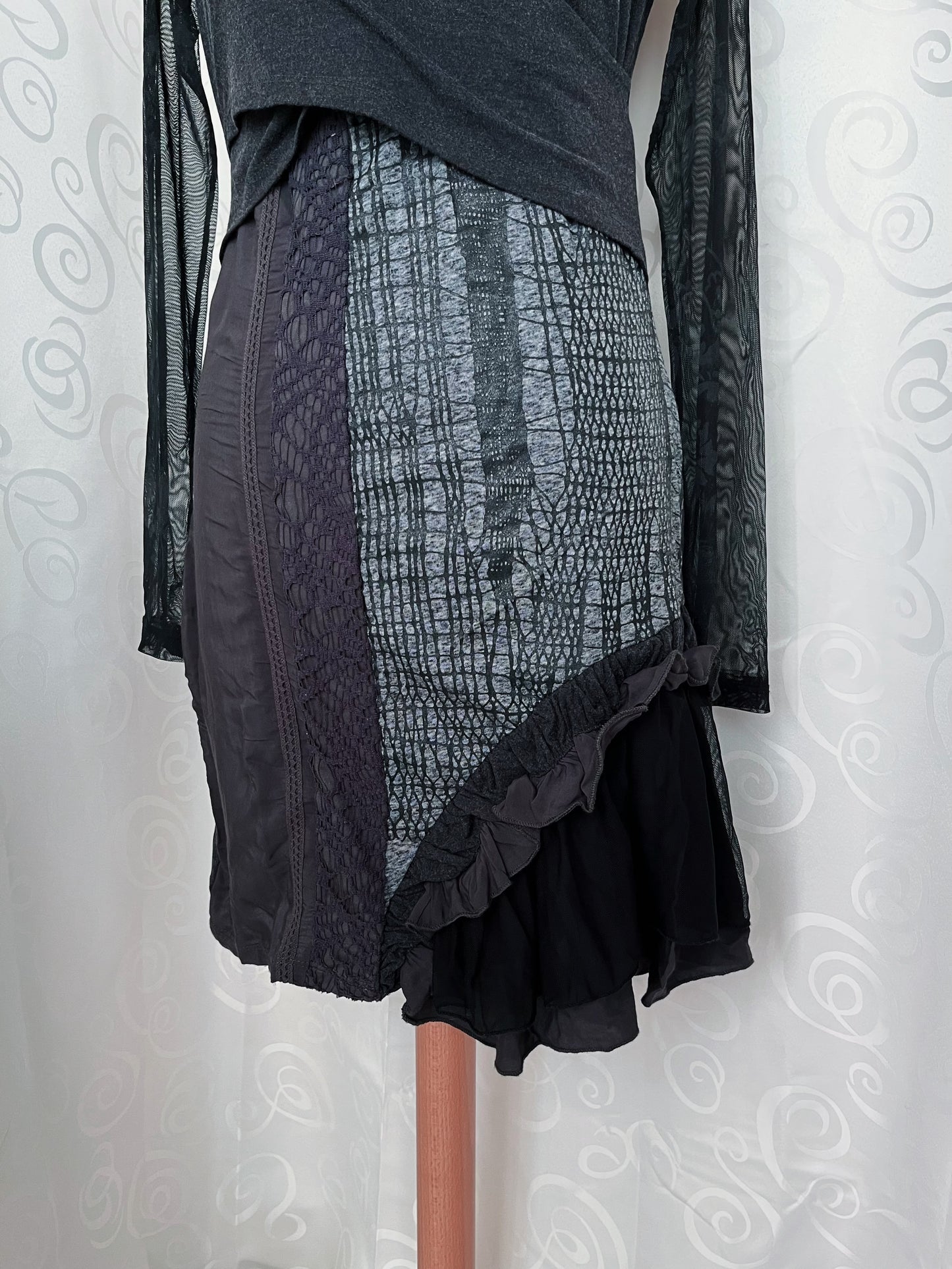 00’s Whimsygoth patchwork asymmetrical dress 🦇