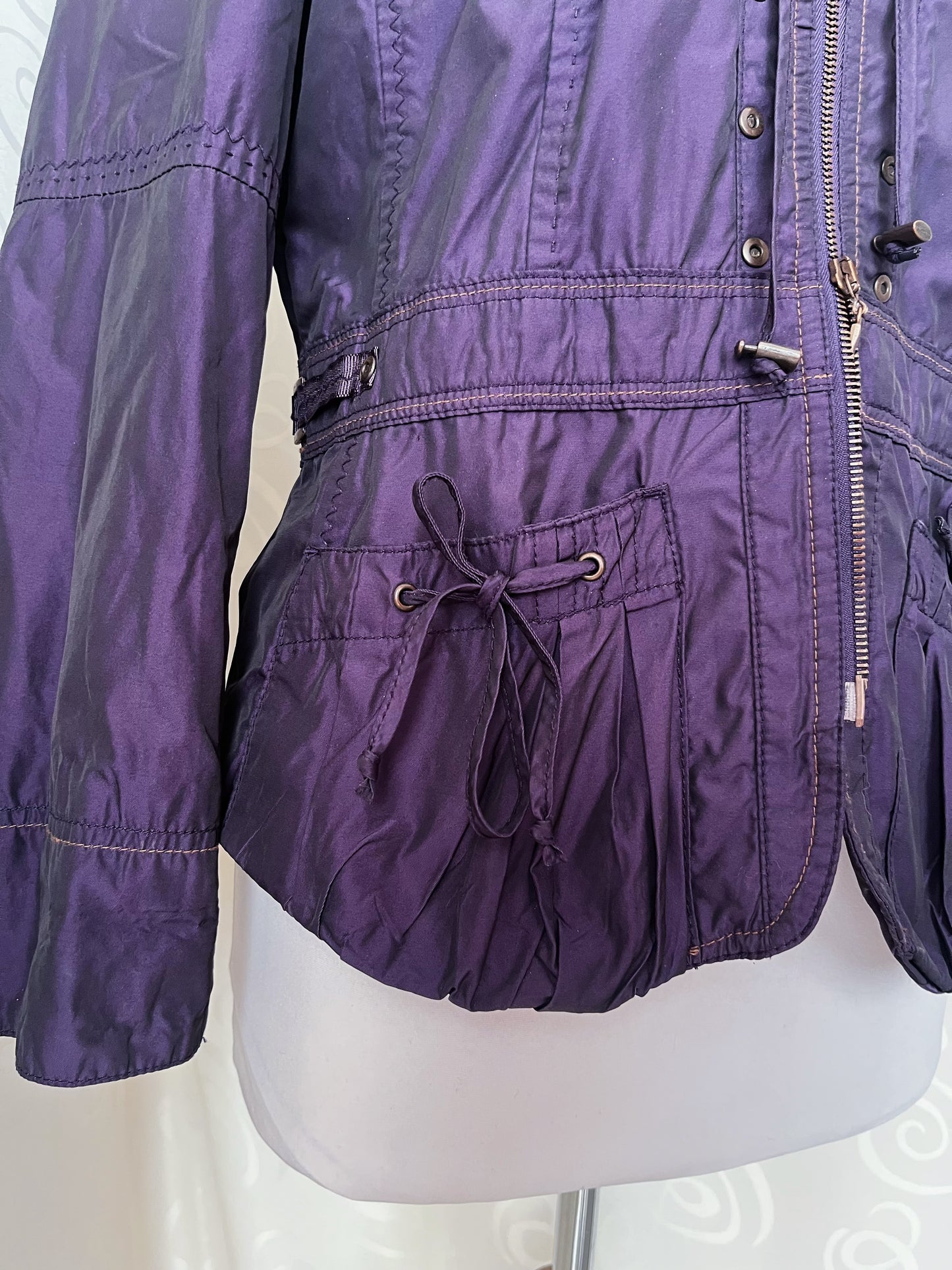 00’s whimsygoth purple light jacket with double zipper 🌀💜
