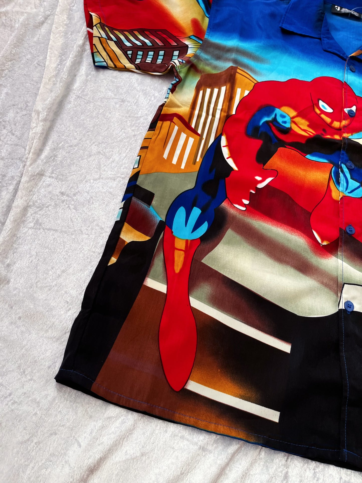 Men’s iconic “Spoderman” shirt 🕷️🕸️