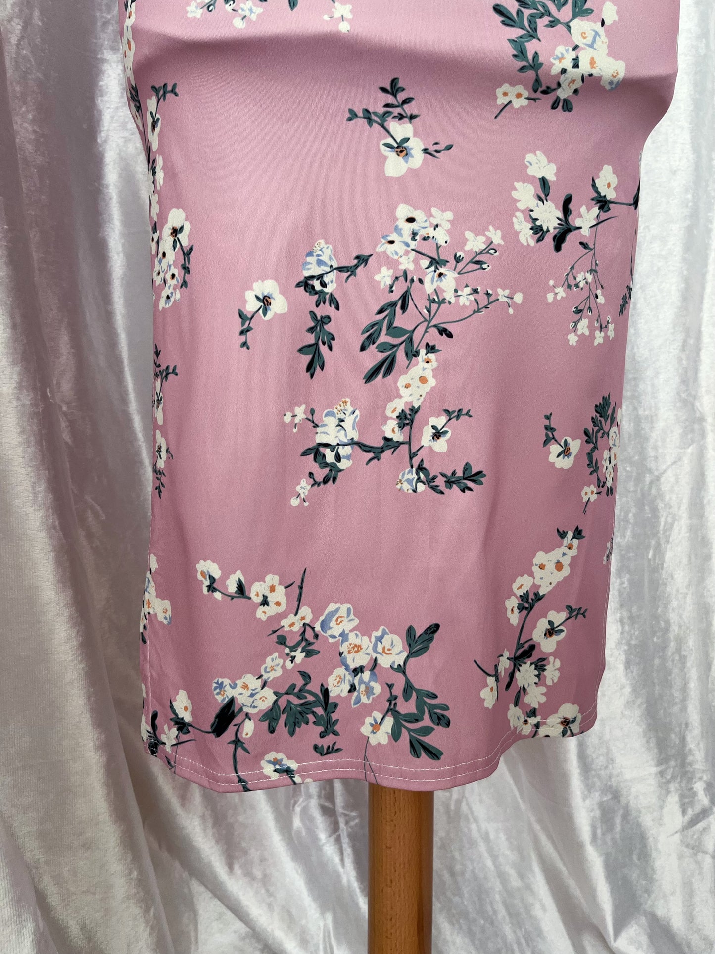 Chinese modern pink Qipao dress 🎀💞