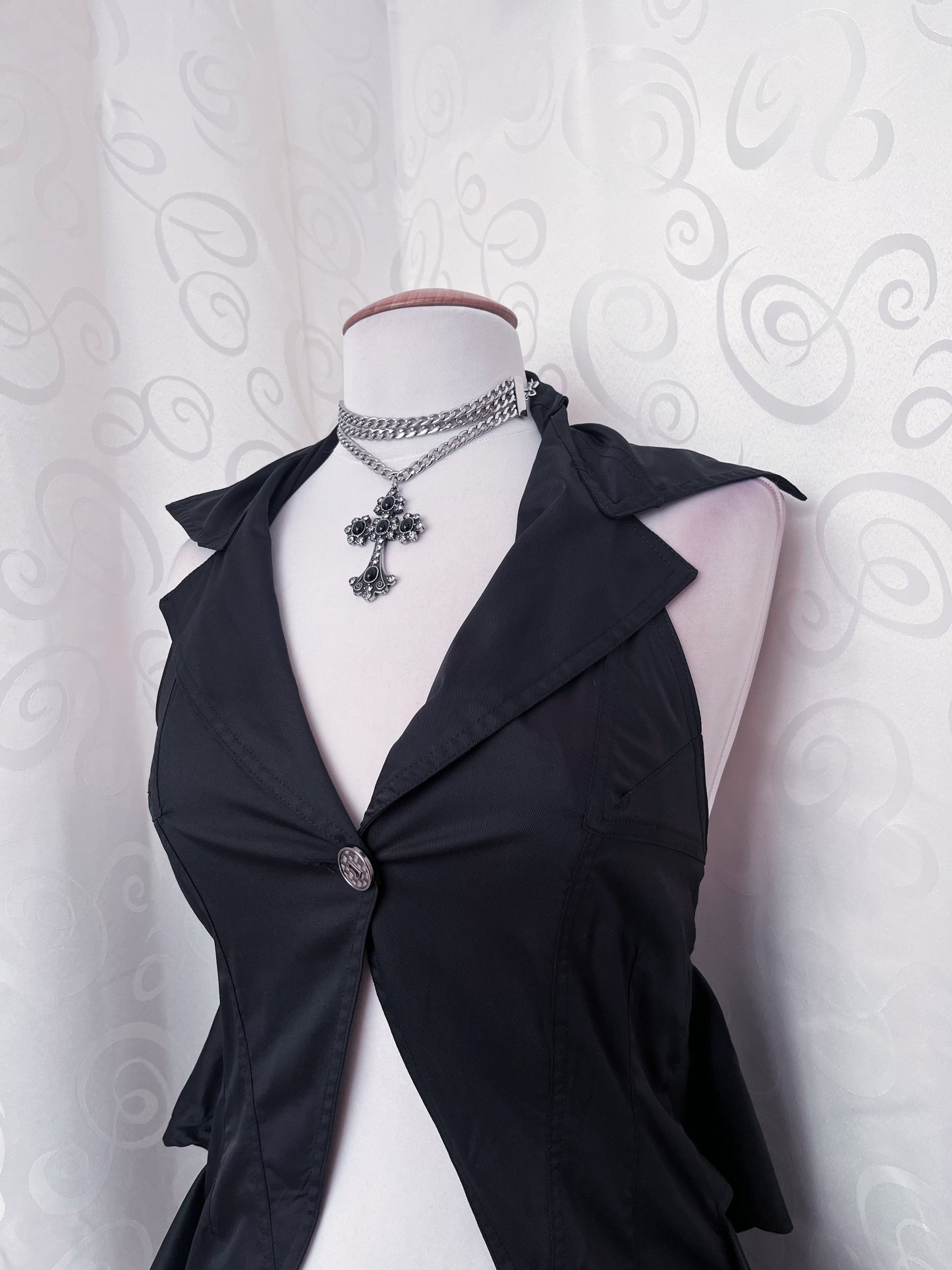 Gothic black vest with cutout & tail back 🦇🌀