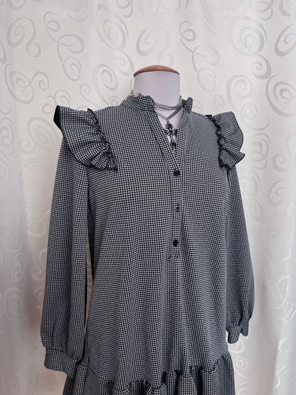 Gothic/Jirai Kei style checked dress 🖤🕷️