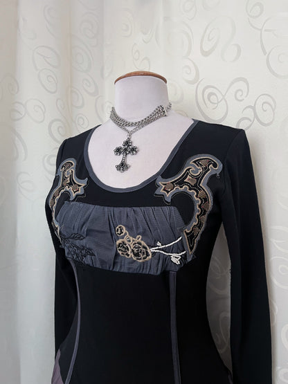 00’s Angels Never Die medieval style dress 🦇