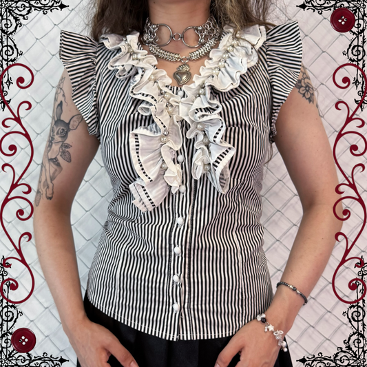 00’s Sweeney Todd/circus core striped ruffle top with beaded details 🌀🎪