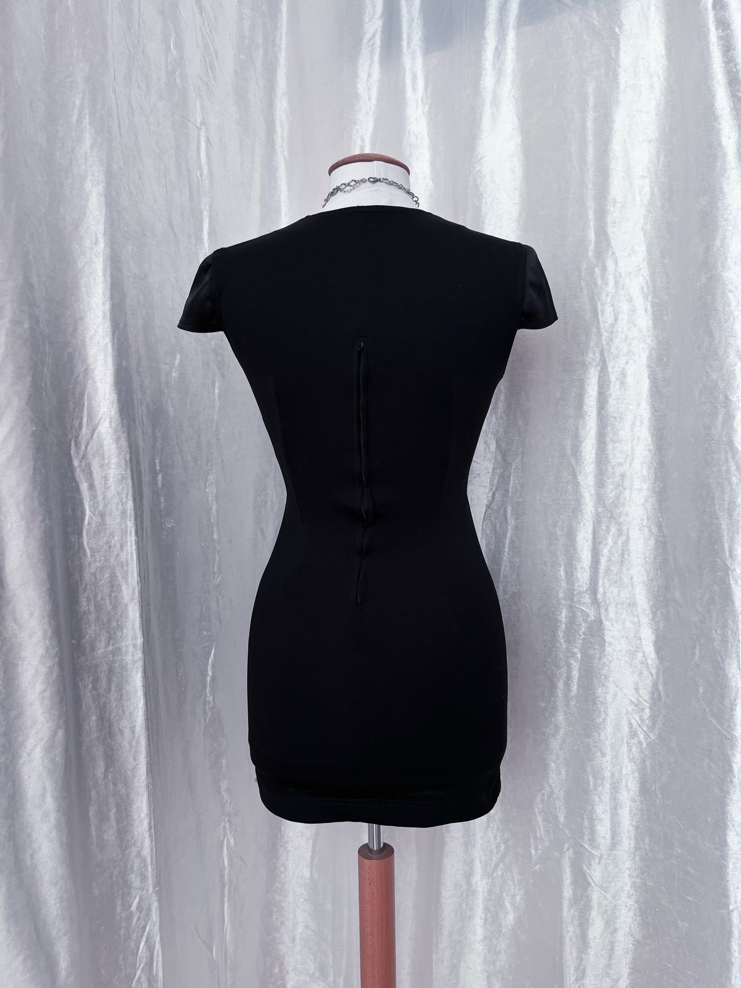 Office goth black dress 👓🕷️