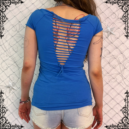 Fishbone graphic top with cut-out back detail 📹