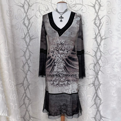 Y2K iconic beige dress with thorn print 🖤🕸️🕷️