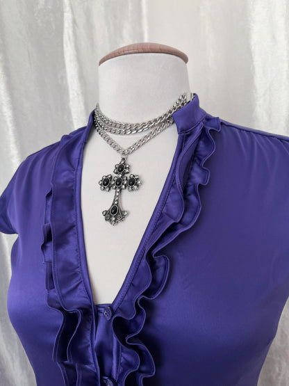 Espirit gothic / coquette purple shirt with ruffle detail 💜
