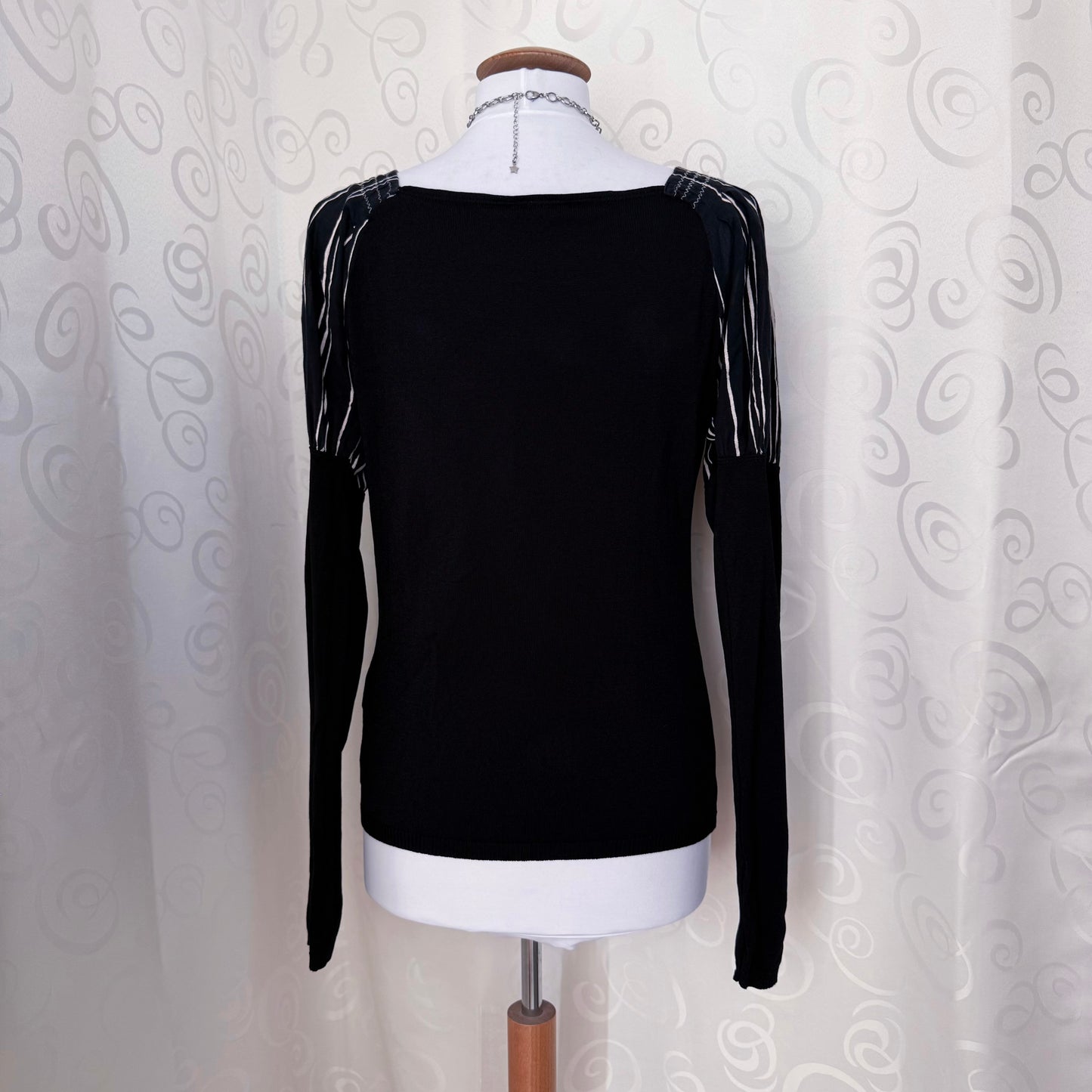 00’s patchwork & stitches heart top with puff sleeves 🪡