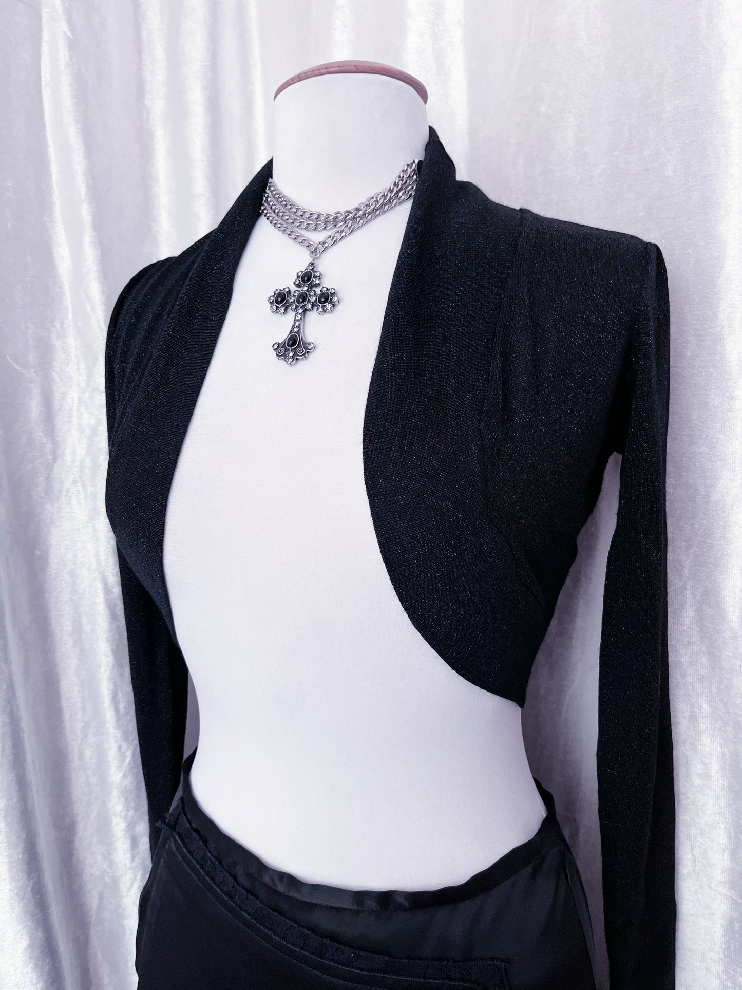 Morgan shiny black mesh bolero ✨