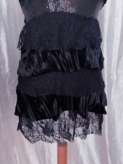 Dark whimsy fairy velvet, lace & sequin top 🧚🏽‍♀️🦇