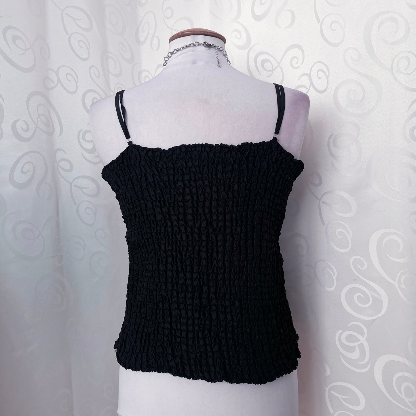 00’s Gothic / Dark Coquette black top 🥀