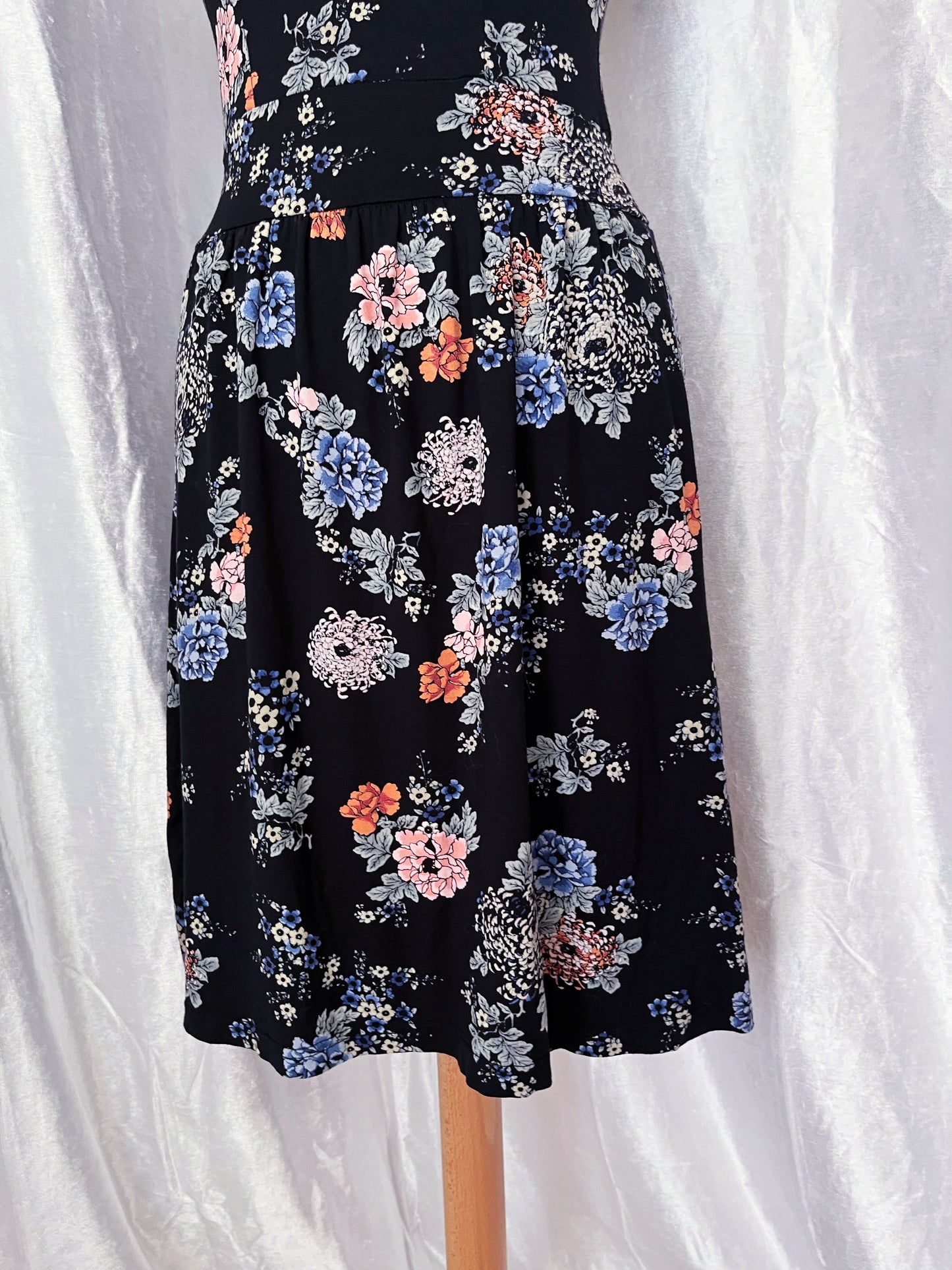 Rare VIVE MARIA Asian qipao style floral dress 🐉