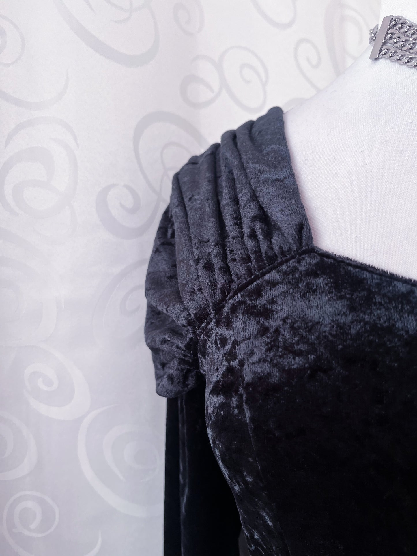 Vintage whimsy ballerina black velvet dress 🗝🔮