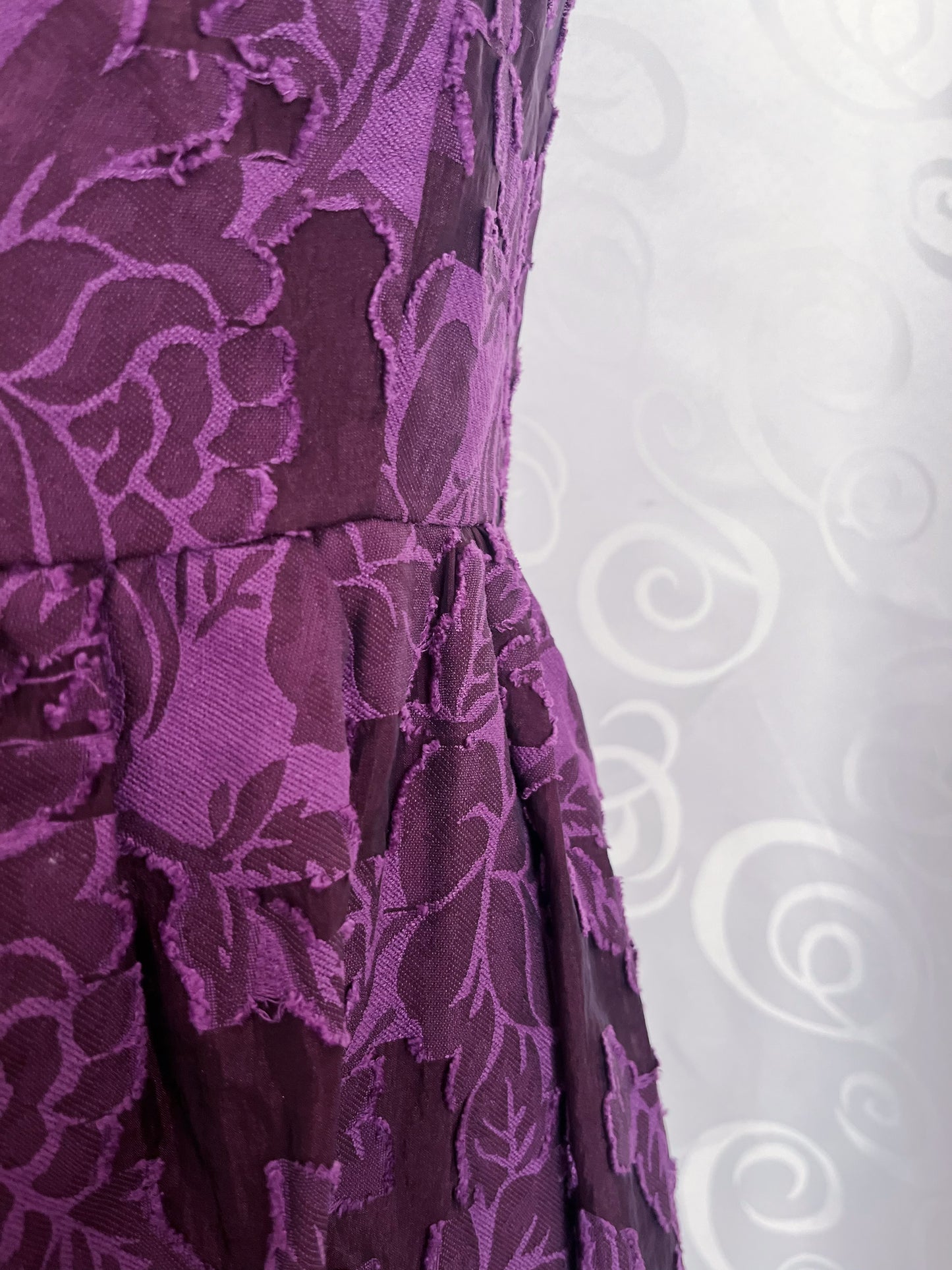 Yessica Whimsygoth purple dress with embossed leaves detail 💜