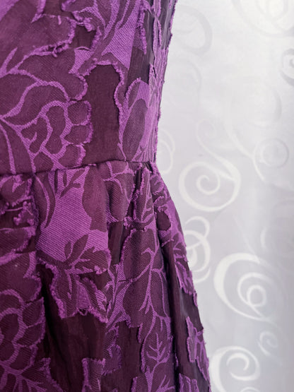 Yessica Whimsygoth purple dress with embossed leaves detail 💜