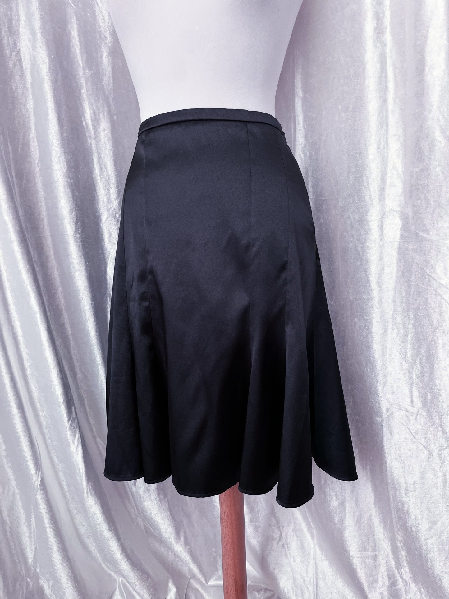 Orsay office black saten skirt ✨🦇