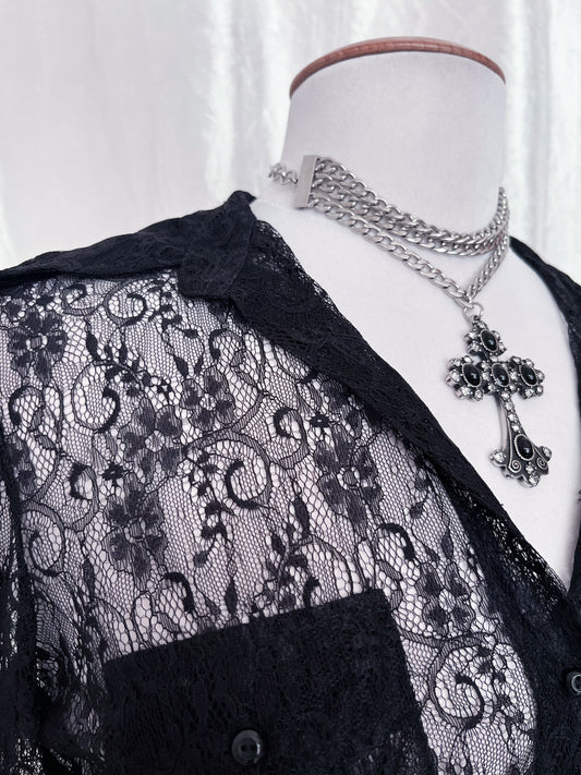 Gothic spiral lace shirt 🌀🦇